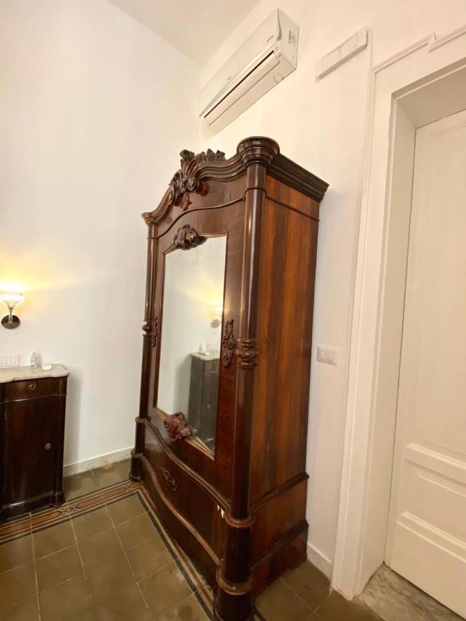 Al Teatro Acomodação com café da manhã Reggio di Calabria Exterior foto
